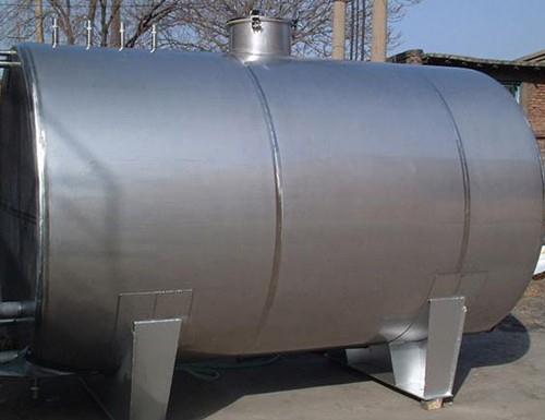 重庆8吨卧式塑料运输罐