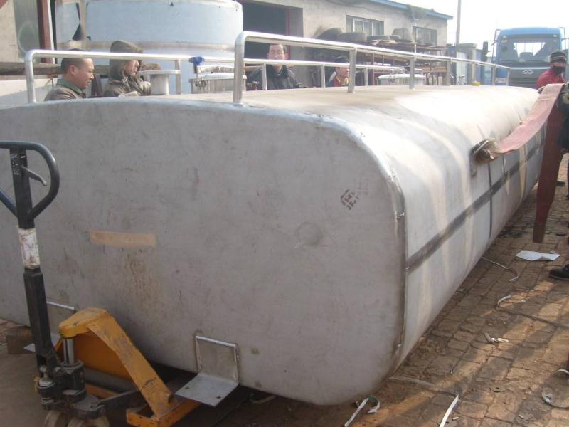 重庆聚乙烯盐酸运输罐